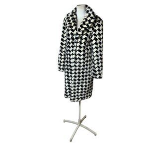 Express Black & Ivory Houndstooth Coat | Warm Statement Winter Jacket